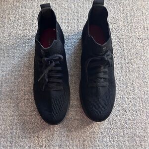 Women’s fitflop High top Sneakers knit fabric - slip on style - size 9